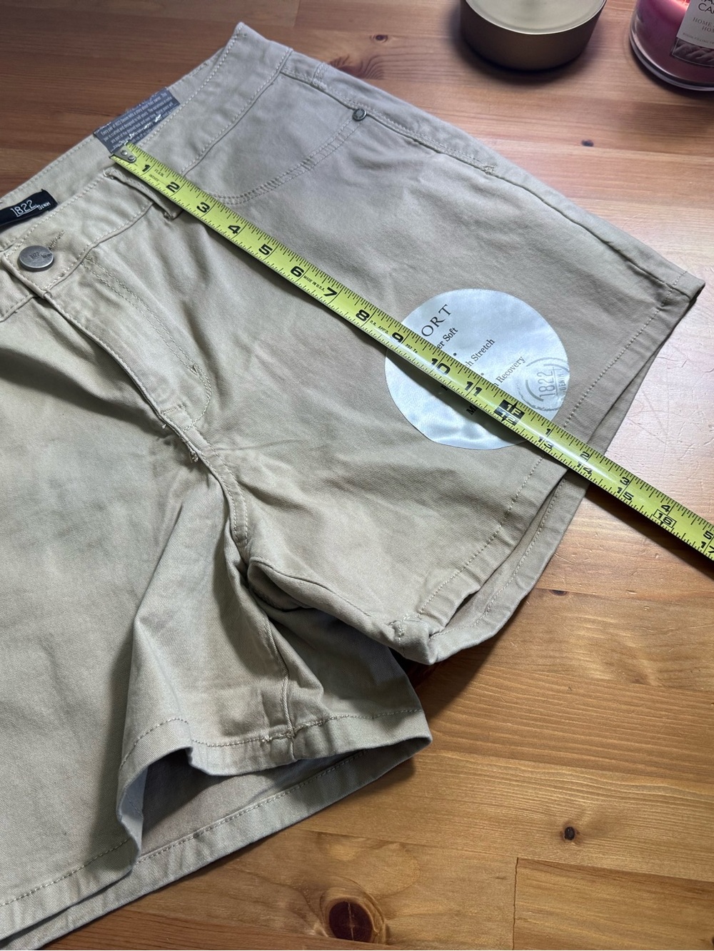 1822 Beige Women's Stretch Shorts Size 16 New With Tags - Picture 6 of 8